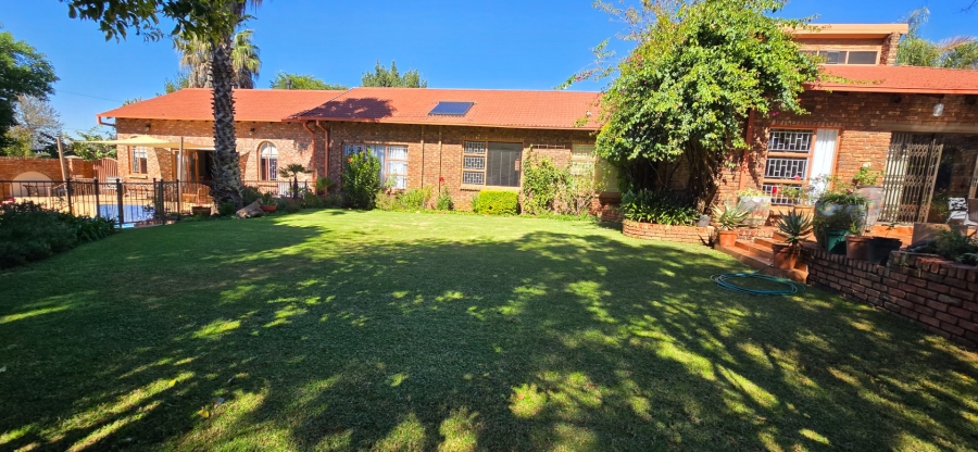 4 Bedroom Property for Sale in Doringkruin North West